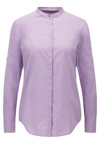 Blouse lavande à manches longues avec col mandarin, patte de boutonnage cachée et ourlet incurvé, en tissu léger.