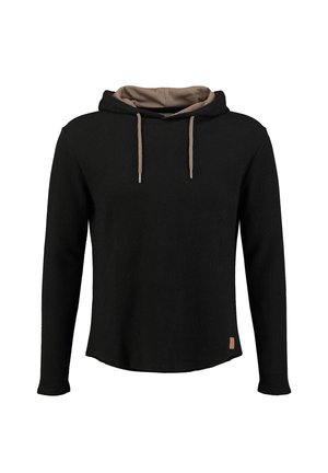 Zwarte hoodie met lange mouwen, een bruine binnenvoering en bijpassende trekkoorden, met een klein bruin labeltje vlak bij de zoom aan de linkerkant.