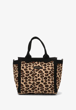 Bolso de tote con estampado de leopardo y detalles en negro, material de tela, asas dobles y forma rectangular. Presenta una placa de logo en la parte frontal.