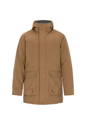 Jachetă izolată maro cu glugă detașabilă, două buzunare pe piept și închideri cu capse. Confecționată dintr-un material neted și durabil.