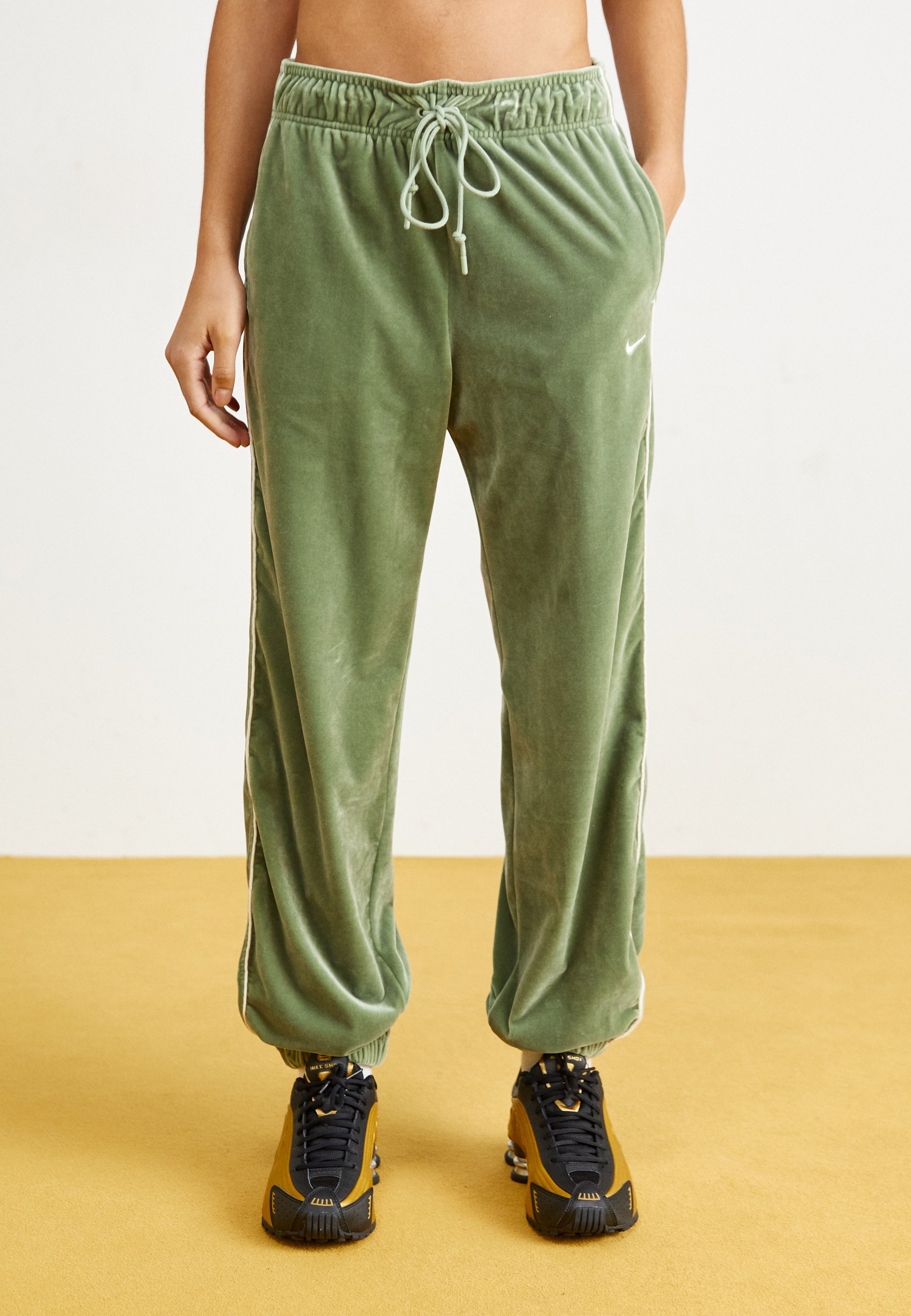 nike velour tracksuit bottoms