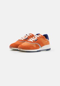 Scotch & Soda VIVEX - Trainers - orange multi-coloured