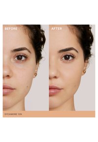 ILIA Beauty SKIN REWIND COMPLEXION STICK - Concealer - 12n sycamore
