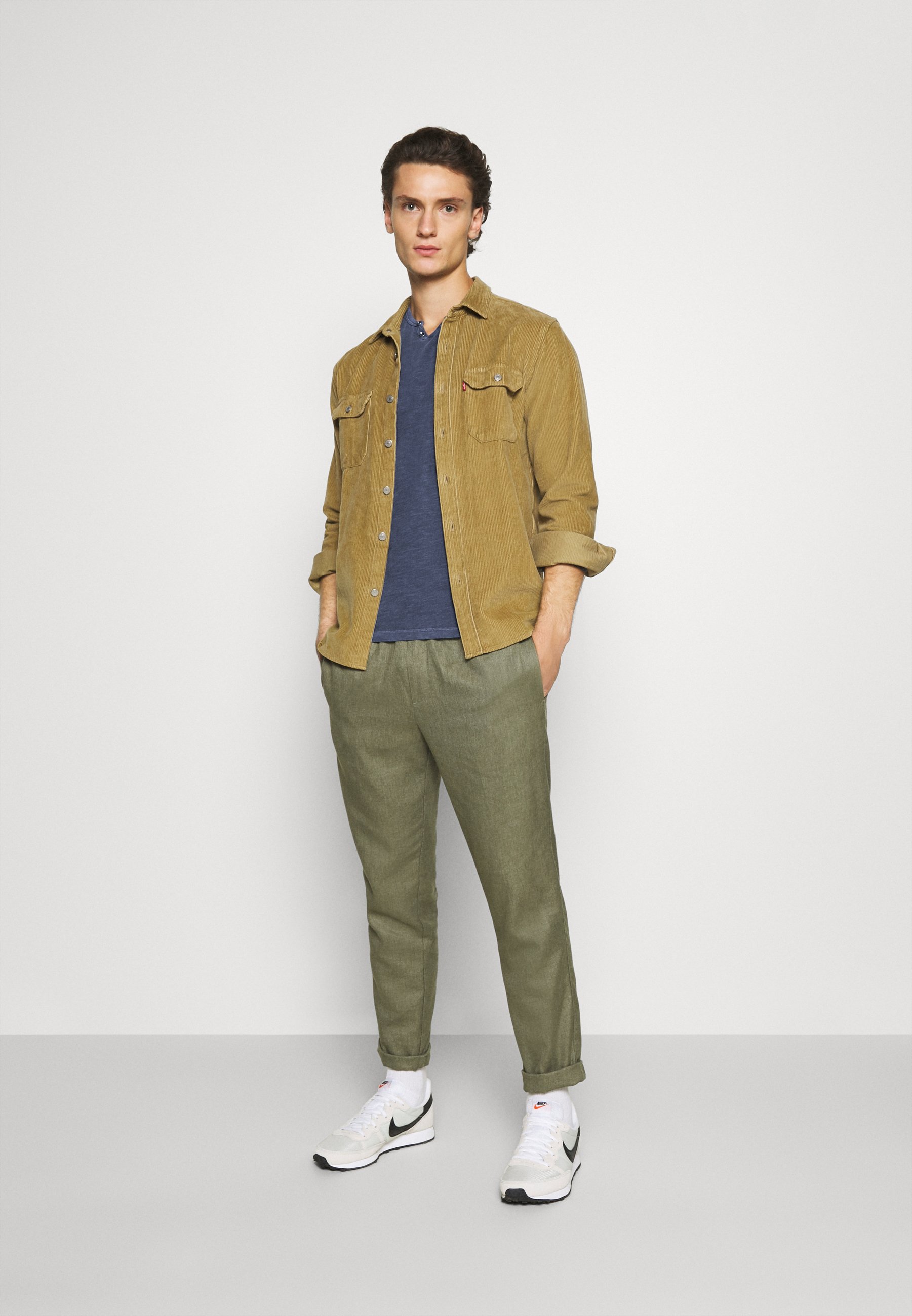 Uomo JJESPLIT NECK TEE - Maglietta a manica lunga Uomo JJESPLIT NECK TEE - Maglietta a manica lunga