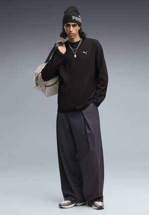 Puma, PUMATECH RELAXED WAFFLE LANGARMSHIRT - Pitkähihainen paita - black