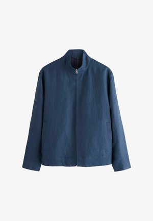 Marineblaue leichte Jacke mit Stehkragen, vorderem Reißverschluss und Seitentaschen, für den Freizeitgebrauch entworfen.