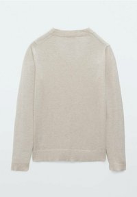 Beige sweatshirt made of soft fabric, featuring long sleeves, a crew neckline, and a plain design with ribbed cuffs and hem.