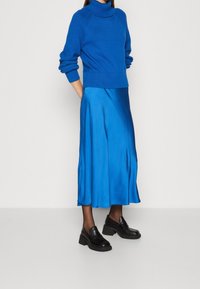 Esprit Sweter
