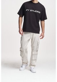 2Y Studios Jean Workwear - off-white