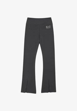 Pantaloni neri svasati con spacchi frontali all'orlo e logo EA7 bianco sulla parte superiore della coscia sinistra.