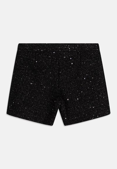 Pantalones cortos negros con una tela texturizada y con patrón, que presenta un diseño tejido y pequeños brillantes en toda su superficie, proporcionando un efecto brillante.