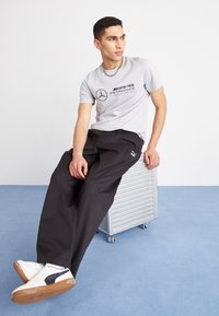 Puma BETTER CLASSICS PANTS - Broek - black