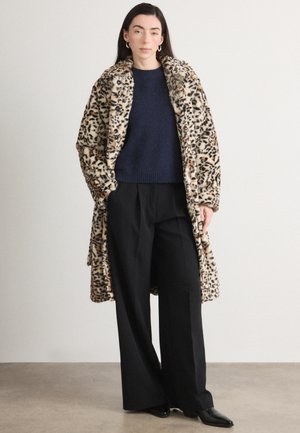 LEO NORA COAT - Cappotto invernale - brown/black