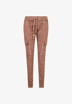 Smeđe, lagane hlače za trčanje s vezicom u struku, suženim nogavicama i džepovima sa strane na patentne zatvarače. Tkanina s teksturom.