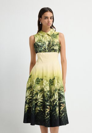 Skjortklänning - printed green