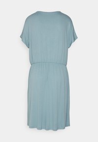 PIECES Tall PCPETRINE DRESS - Vestido de malha - tourmaline