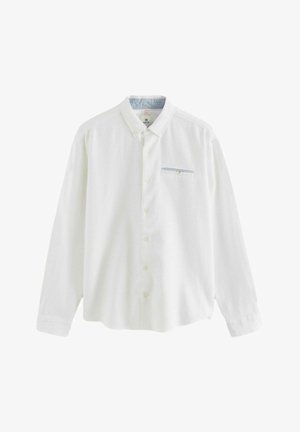 Weißes Langarmhemd mit strukturiertem Muster, Button-down-Kragen und einer kleinen Brusttasche mit einem hellblauen Akzent.