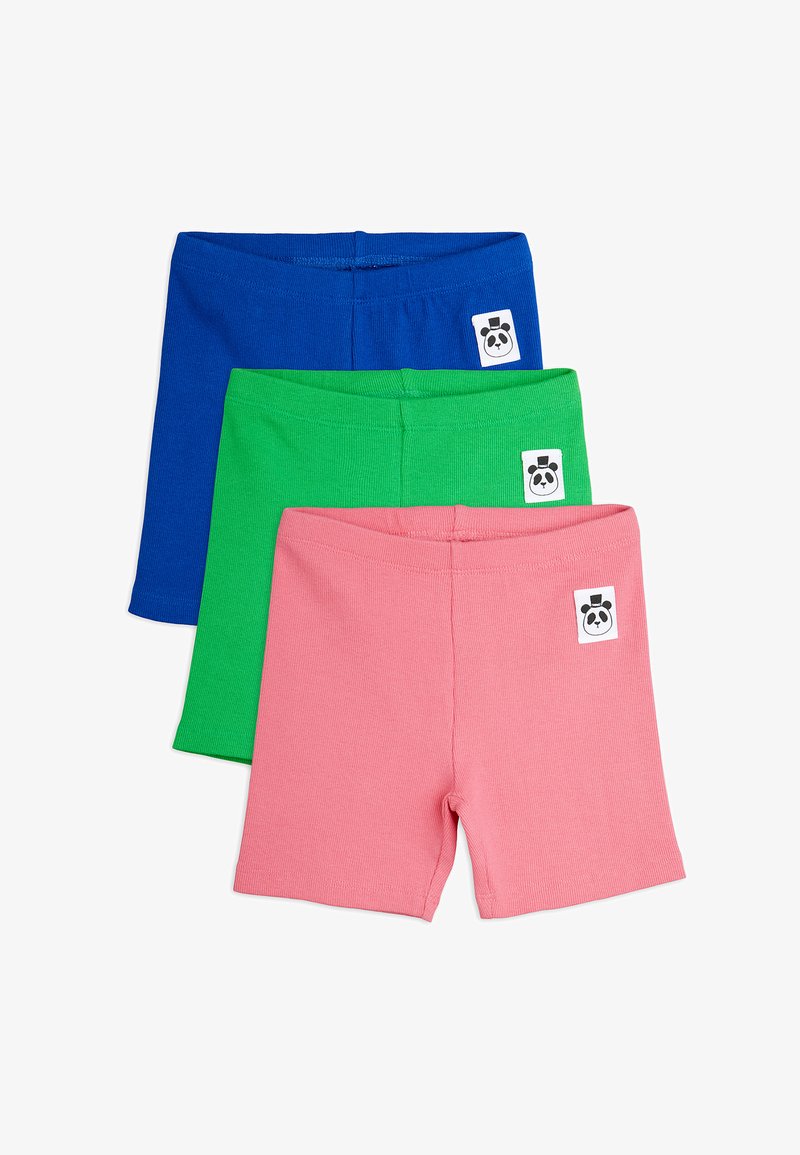 Trois paires de shorts en coton côtelé rose, vert et bleu, chacun avec un petit patch logo représentant un visage de panda sur la ceinture.