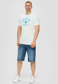 s.Oliver - T-shirt z nadrukiem