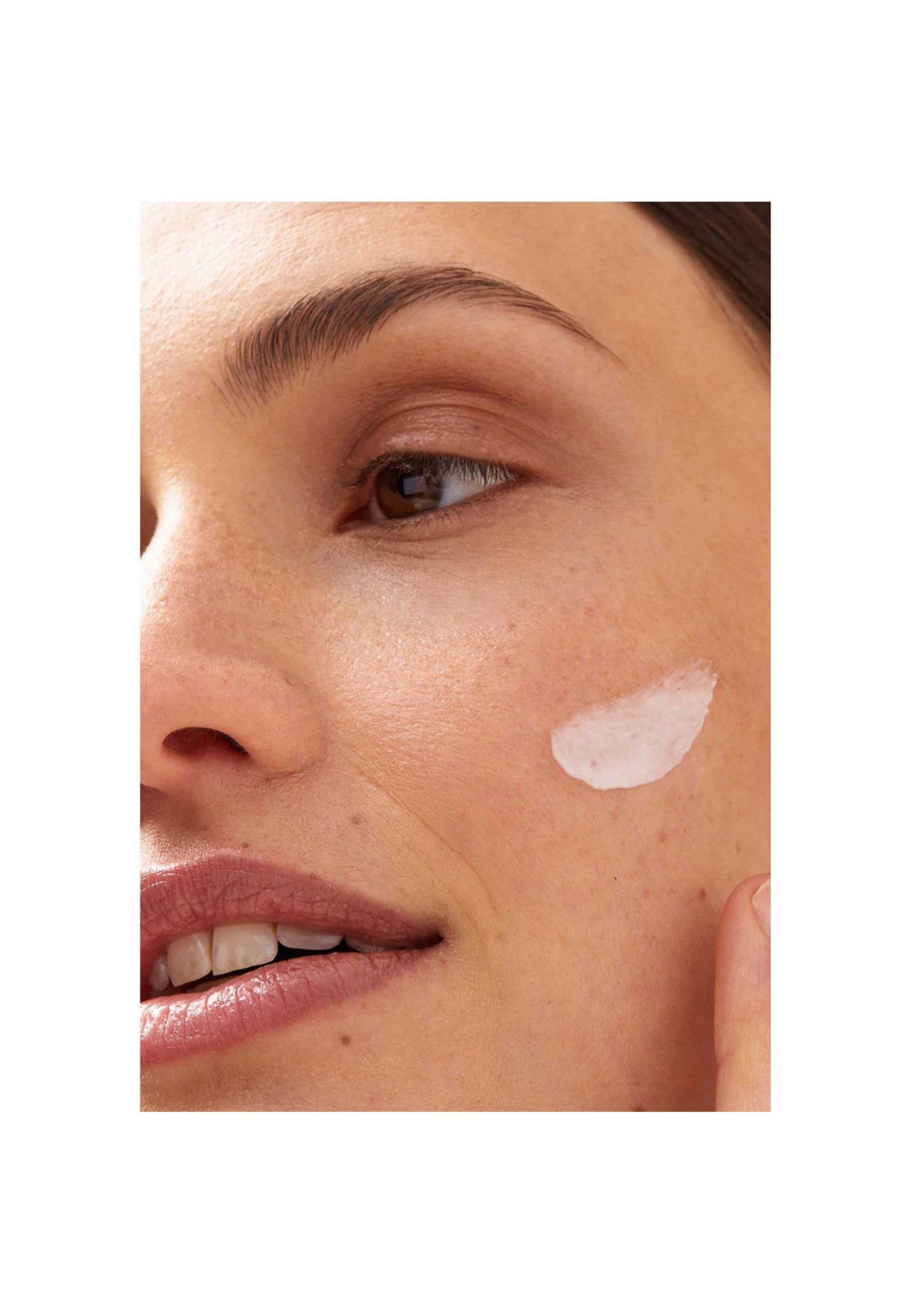 NIVEA Reichhaltige Tagescreme LSF 30 Für Trockene Haut - 2x50 Ml Mit Mandelöl