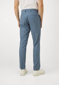 Isaac Dewhirst THE FASHION SUIT SET - Odijelo - gris