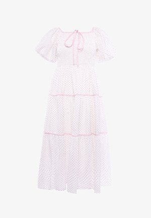 Abito midi bianco con pois rosa, maniche a sbuffo, scollo quadrato, corpetto arricciato, gonna a balze e un fiocco rosa al collo.