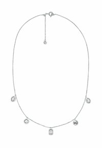 Zilveren ketting met vijf decoratieve hangers, waaronder ronde en rechthoekige vormen, met duidelijke edelsteenaccenten.