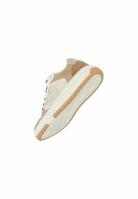 Sneaker beige e bianca con tomaia in rete e accenti in suede, dotata di suola in gomma testurizzata e dettagli in colori a contrasto.