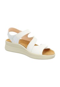 Witte wedge sandalen met drie banden, een suede-achtige voetbed en een gestructureerde buitenzool voor grip. Ontworpen met een open teen en hak.