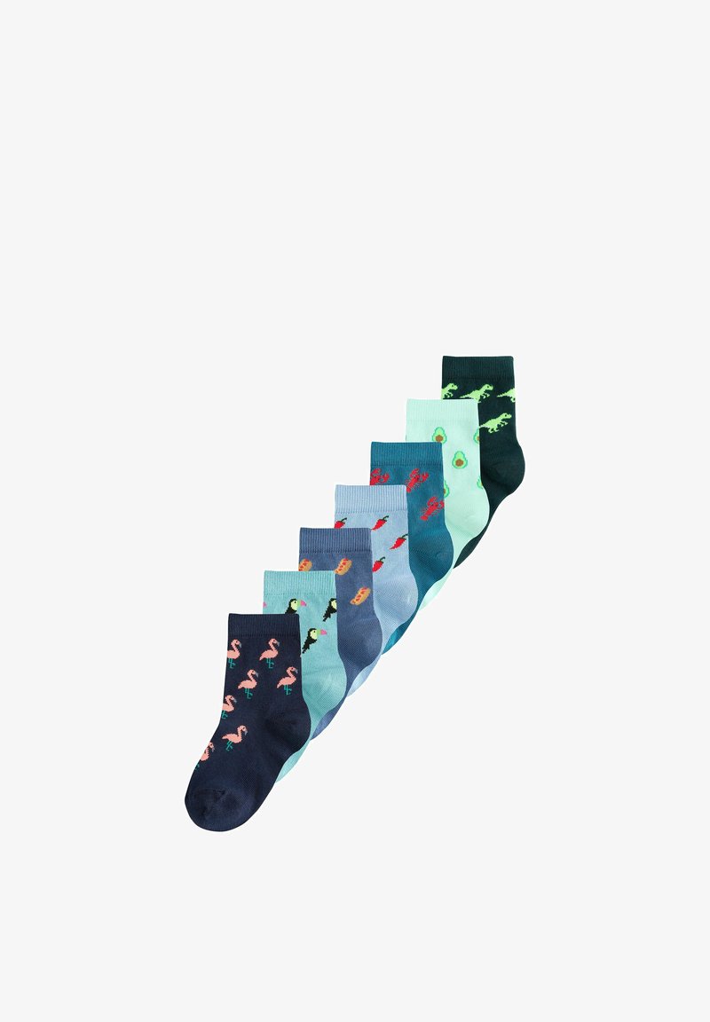 Sept paires de chaussettes colorées arrangées en diagonale, chacune avec des motifs différents incluant des flamants roses, des toucans, des hot-dogs, des piments, des homards, des avocats et des dinosaures.