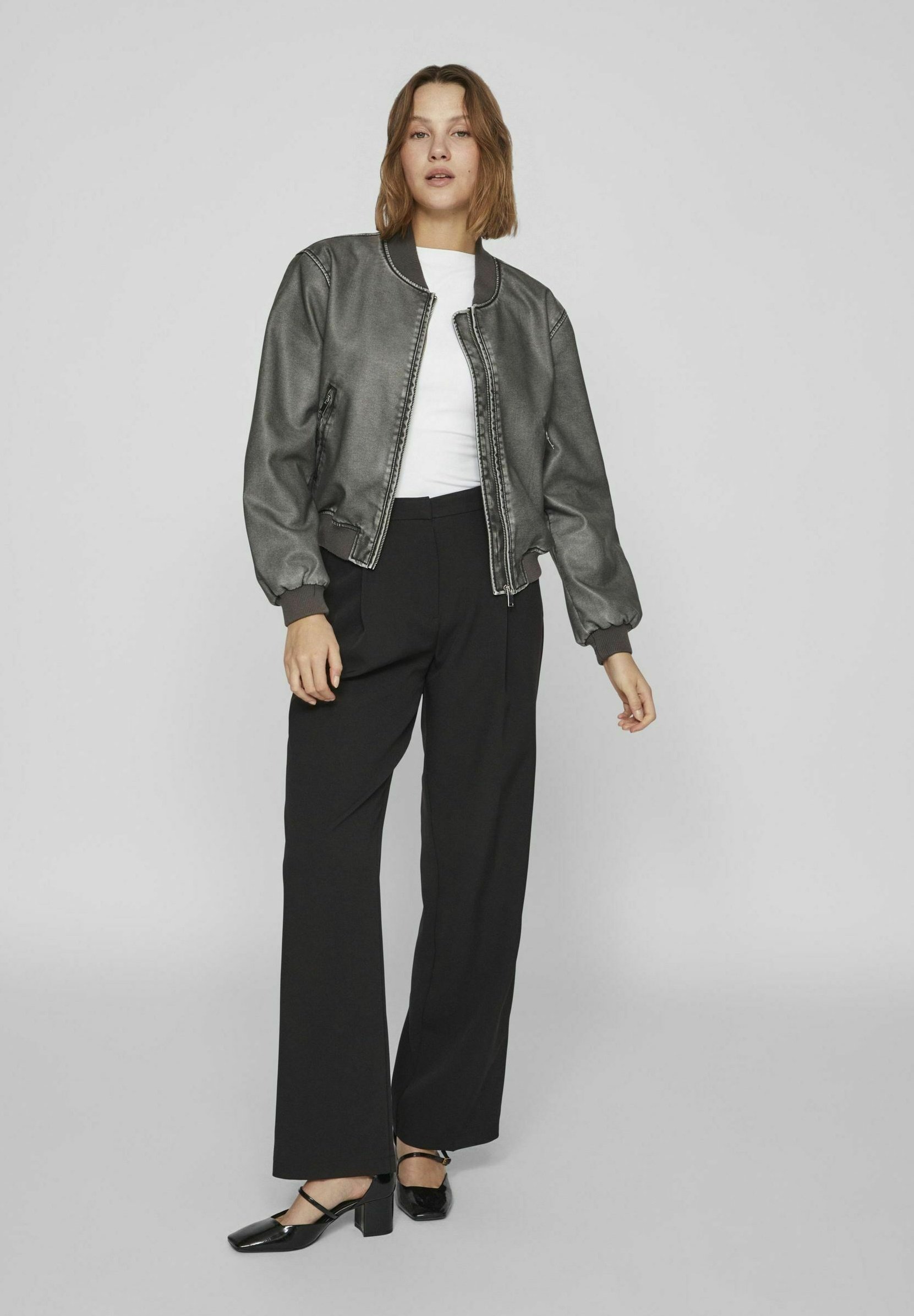 Vila Bomberjacke VIBUBBLE Petite - Recycelter Polyester Mit Goldreißverschluss