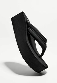 Thumbnail Image 6