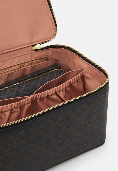 By Malene Birger BAE BEAUTY SET - Necessär - dark chokolate