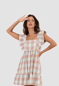 No seleccionado, verde