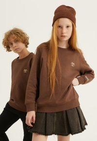 Yourturn Kids UNISEX - Sportska majica - brown