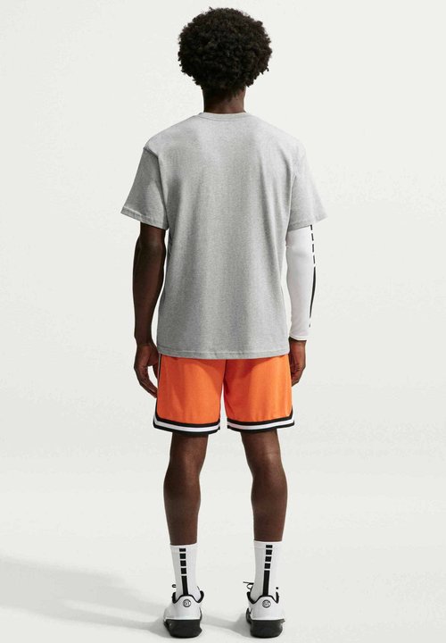 Nike — photo 4