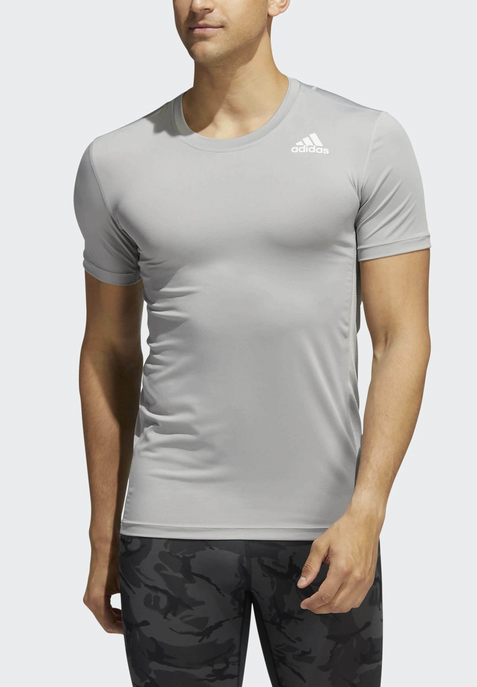 t shirt compression adidas