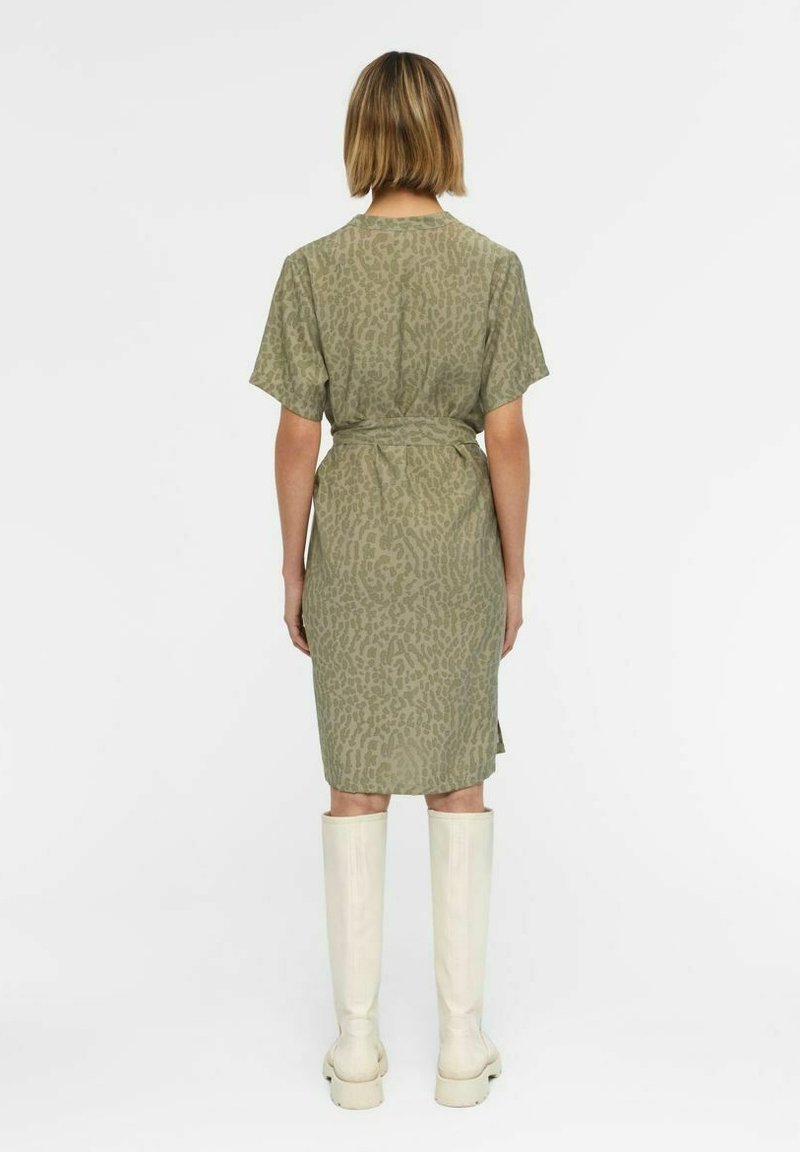 Damen Freizeitkleider | Object NOOS Blusenkleid seagrass/hellgrün - AF88914 Damen Freizeitkleider | Object NOOS Blusenkleid seagrass/hellgrün - AF88914