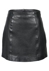 Zwarte leren mini-rok met een gladde textuur, aansluitende vorm en ritssluiting aan de achterkant. Heeft schone lijnen en een minimalistisch ontwerp.