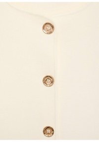 Cremfarbener Cardigan mit strukturiertem Stoff und drei goldfarbenen Knöpfen entlang der vorderen Öffnung, mit einem runden Ausschnitt.