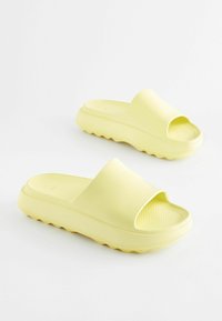 Next CHUNKY - Muiltjes - lemon yellow
