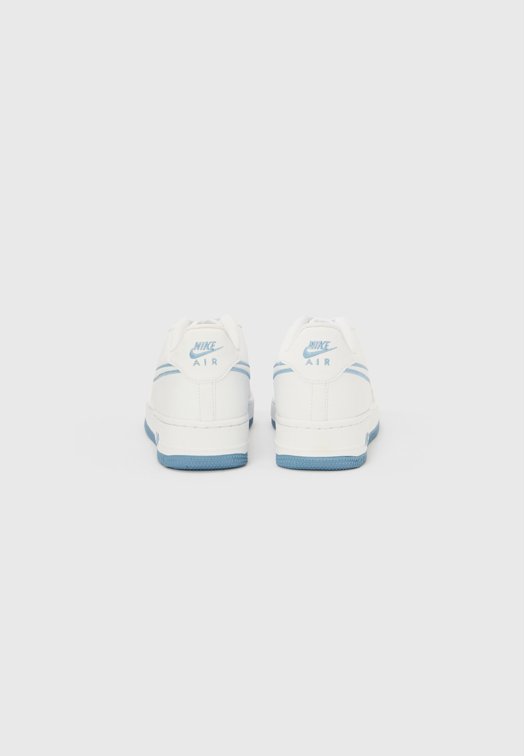 Nike Sportswear AIR FORCE 1 UNISEX - Trainers - white/work blue