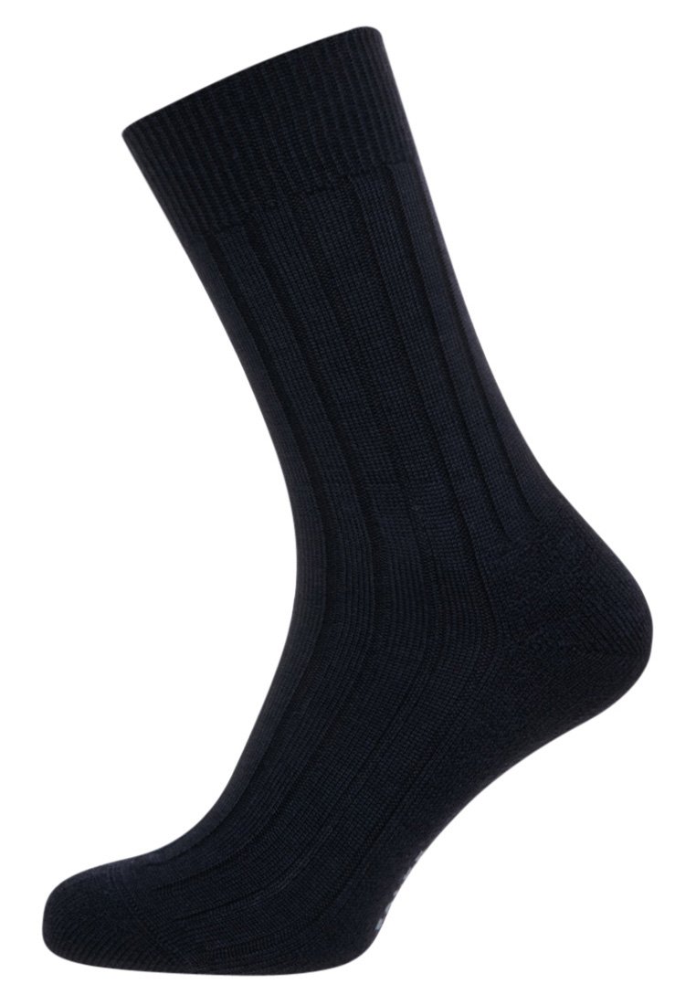 Schwarze, gerippte Socke mit weicher Textur und verstärktem Zehen- und Fersenbereich. Verfügt über vertikale Streifen und einen bequemen Bund an der Oberseite.