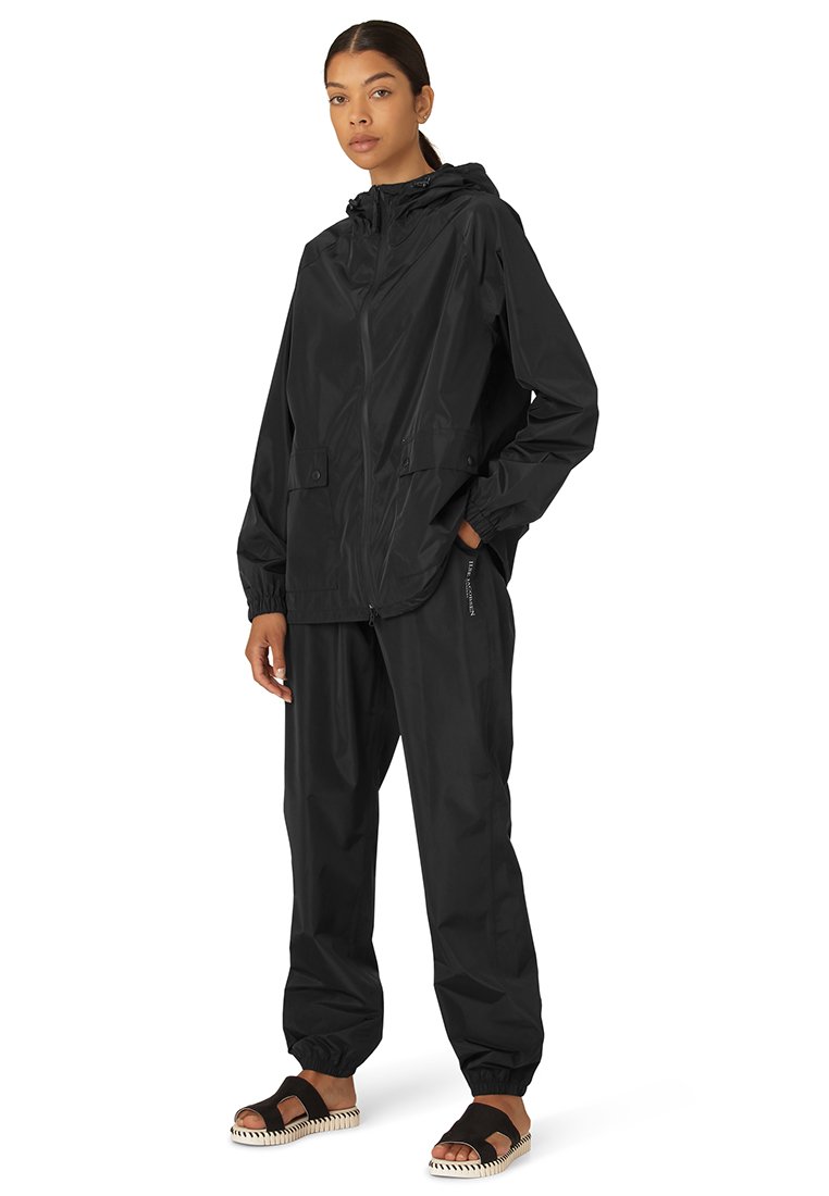 Ilse Jacobsen Regenjas zwart