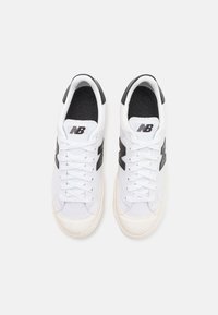 New Balance Matalavartiset tennarit - white