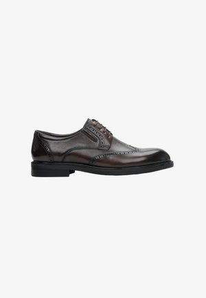 Braune Schnürschuhe aus Leder mit strukturiertem Obermaterial, Lochmuster-Details und glattem Zehenteil. Wurde mit einer schwarzen Gummisohle und klassischer Silhouette hergestellt.