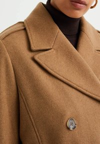 WE Fashion Trenchcoat - light brown