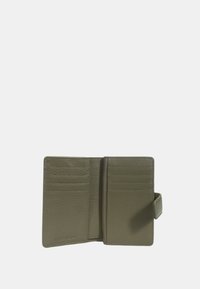 Coccinelle METALLIC SOFT - Portafoglio - green