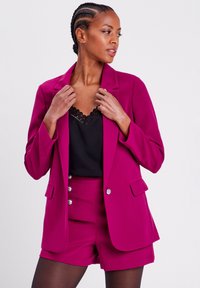 Cache Cache GERADE FLIESSENDE - Short coat - violet foncé