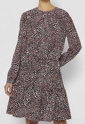 Robe de jour - red